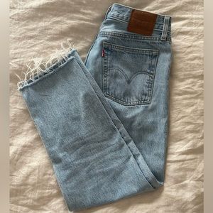 Levi’s Wedgie Straight jeans 28 W x 26 L